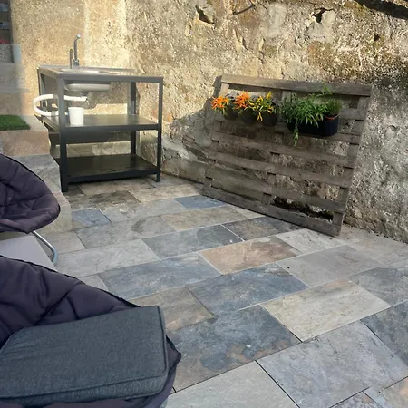 Hostel Friend's House Maía